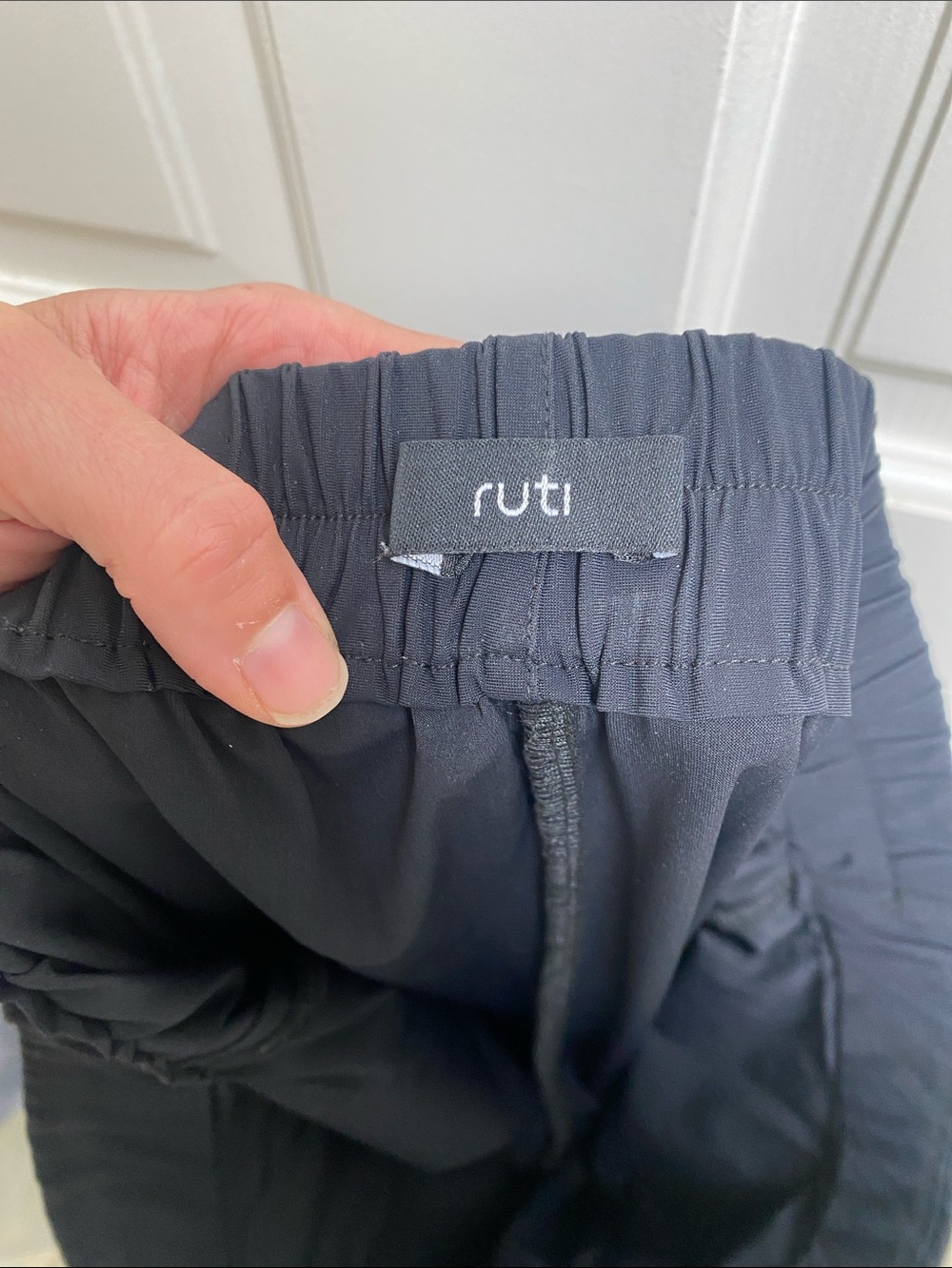 Ruti On The Loose work pant in Black - Picture 14 of 14